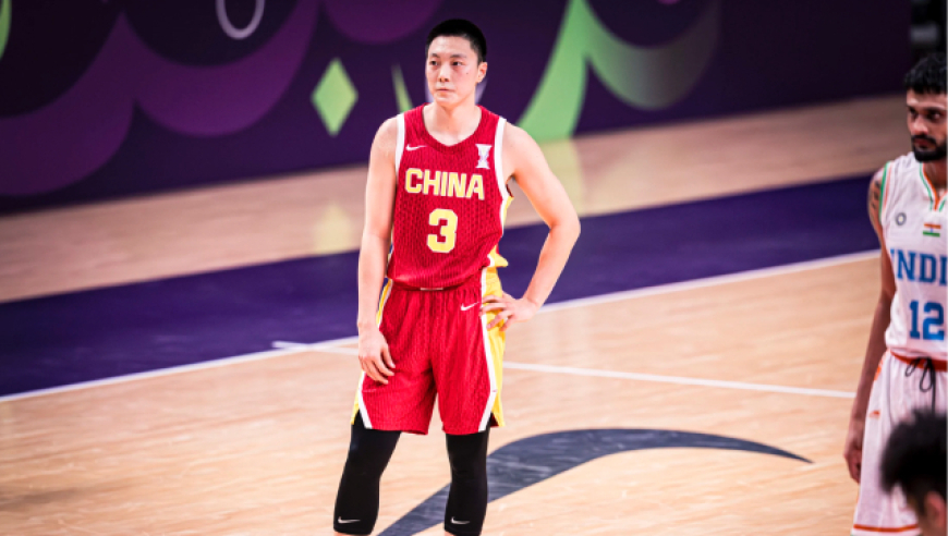 三分8中5！胡明轩找回进攻感觉，单场17分率队收获大胜 