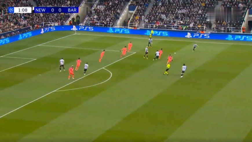 太刺激！慢镜还原亚马尔第96分钟逆天绝平，巴萨1-1纽卡斯尔联