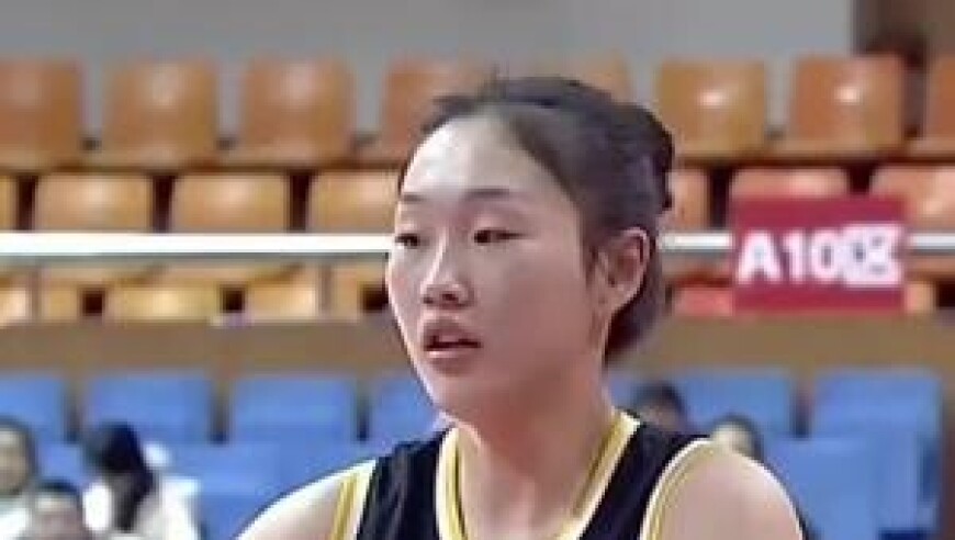 后起之秀！广东女篮20岁张明珠后仰压哨绝杀！这又是谁的模版？
