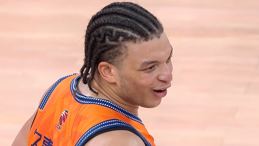 CBA一夜3场惨败！上海+广厦都赢球，辽宁6连胜，最新积分：北京第7