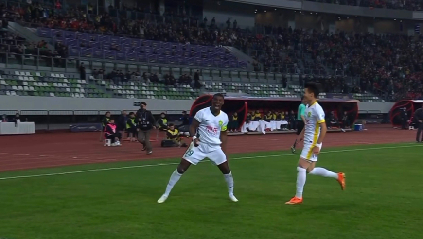 梦幻开局！门前乱战中法比奥推射打破僵局，北京国安1球领先河南队