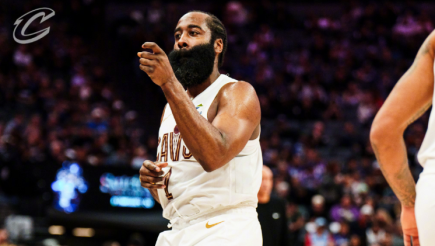 哈登首秀23+8+5三分：下半场爆发连中三分+制胜4罚 力压威少