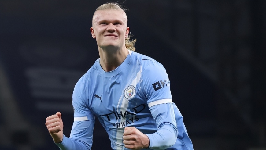 曼城VS曼联首发浮现：西班牙铁腰坐镇，福登+王牌新援领衔，哈兰德冲锋