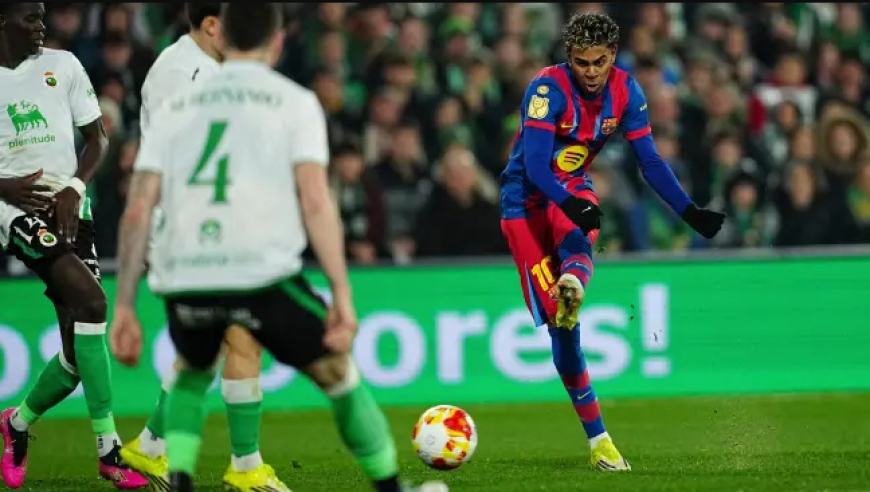 国王杯：亚马尔破门巴萨2-0晋级 西乙队两球被判无效门神扑单刀