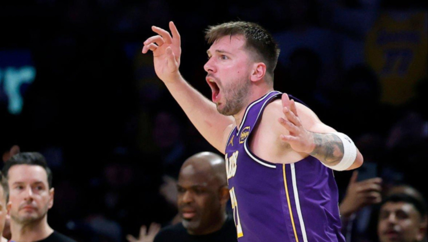 篮不住嘴丨湖人输雄鹿问题在哪儿？詹姆斯拼尽全力但东契奇堪称战犯！