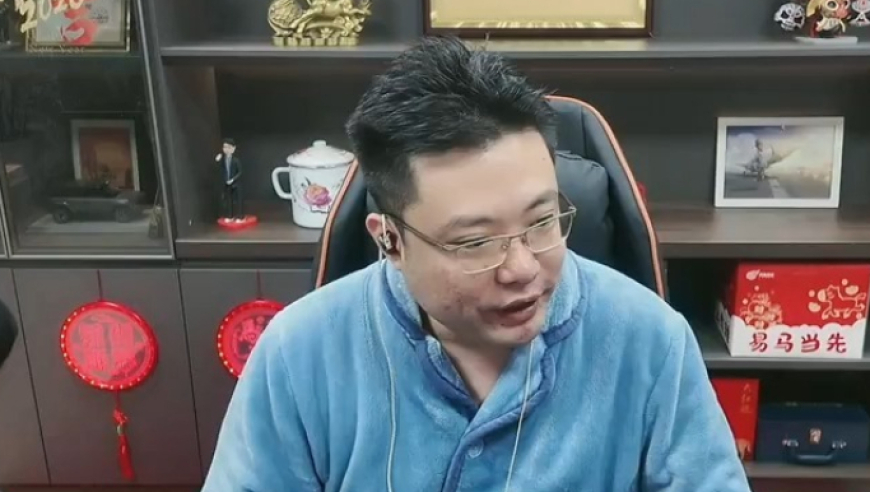 大司马决定举办吃鸡比赛，奖金高达100万，严禁使用外挂