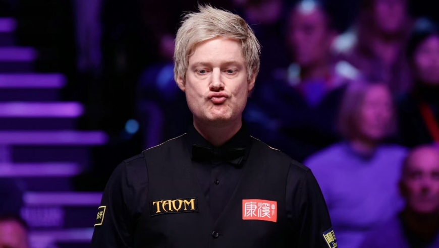 斯诺克英锦赛奇景！80五虎会师包揽四强，球迷：少的那一人最尴尬