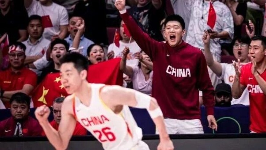 时隔10年全胜出线，中国男篮收获了什么？