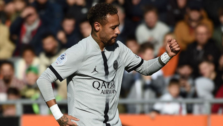 世界第三人！回看内马尔巅峰期单场16次过人集锦 无视多人封堵