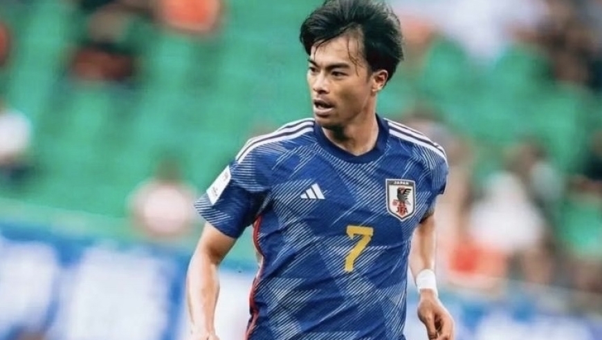 实锤！三笘薰拿日本战犯照片是明知故犯，布莱顿道歉非真心，不可饶恕