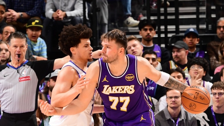 10胜0负不败定律上线！湖人双巨头轰73+18+24：东契奇比肩乔丹