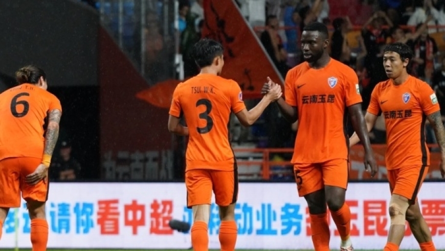 乌龙+送点！中超：玉昆2-1河南7场不败 前国脚回传进自家球门