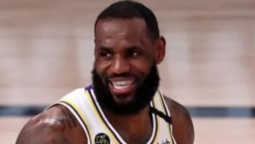 &ldquo;当詹黑体验詹姆斯的保养方式，会有什么结果？&rdquo;｜体坛记忆