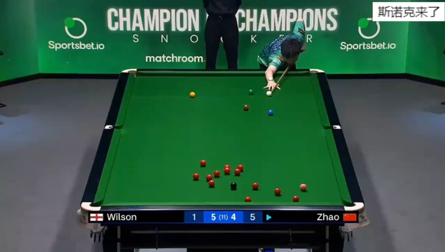 2025冠中冠，囧哥拿到赛点，赵心童晕下红球，复杂局面一杆超分追到5-5