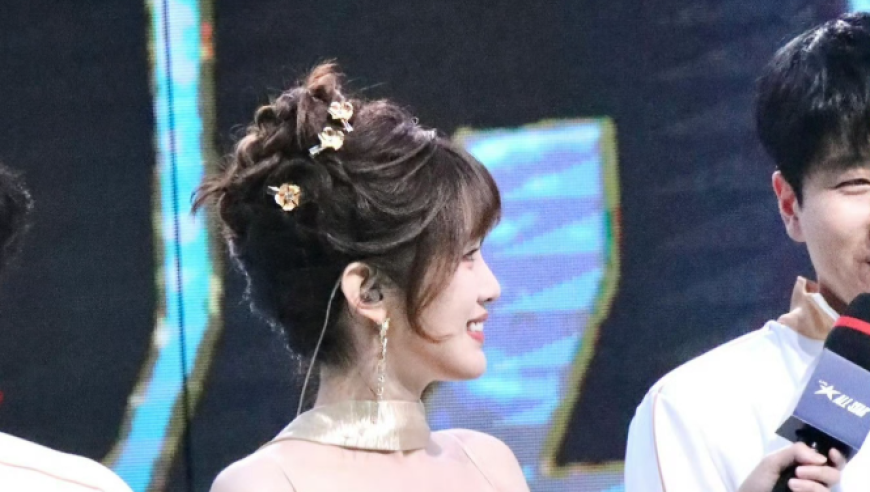 【LPL老婆】夏安金色吊带礼服，是金子总会发光