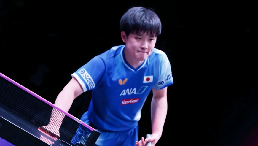 张本智和情绪低落！赛点吃发球心气全无，面对国乒苦主不会解题