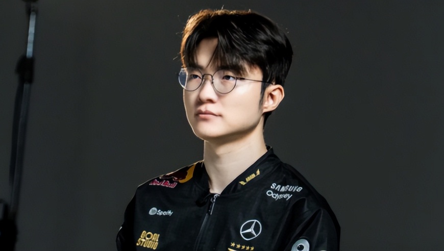 T1爆发内讧，多兰公开指责Faker！Faker变脸严肃回应，多兰沉默了