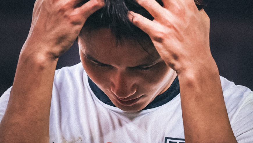 安东尼奥遭炮轰：换人莫名其妙！没对抗没争顶，为啥放弃朱鹏宇