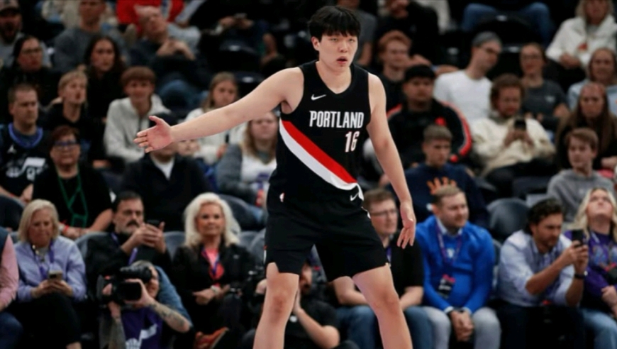 热闹是别人的！杨瀚森赛后握手遭无视，真实NBA比想象中更残酷