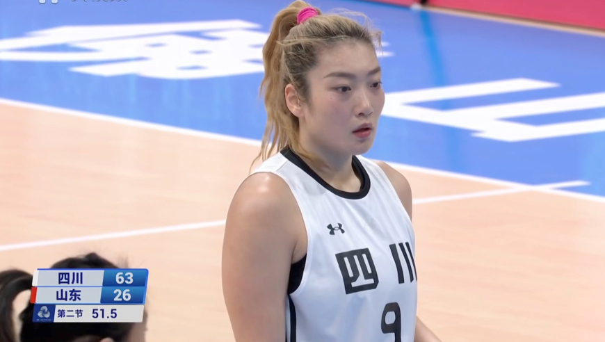 李梦19+9+6集锦：写意妙传助队友 快攻霸气如勒布朗