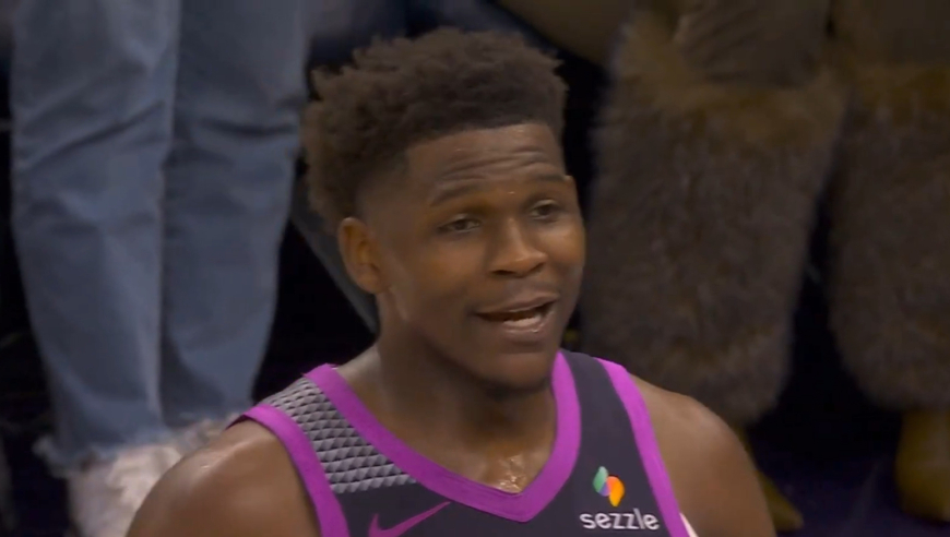 雷霆森林狼决胜时刻：SGA连送致命失误+被帽 爱德华兹3分1帽1断锁胜局