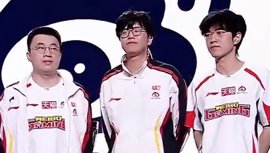 TES惨遭WBG淘汰小奶油1v9眼里无光！打野奶油蝎子离谱出装建议严查，JKL回来要享福了！