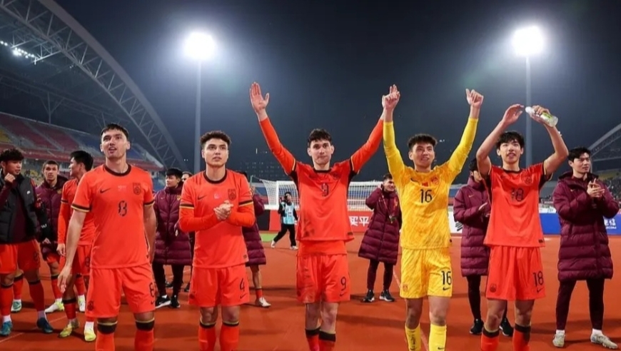0-4丢冠仅一夜！中国队迎来大换血，下届U23亚洲杯12人离队！重建