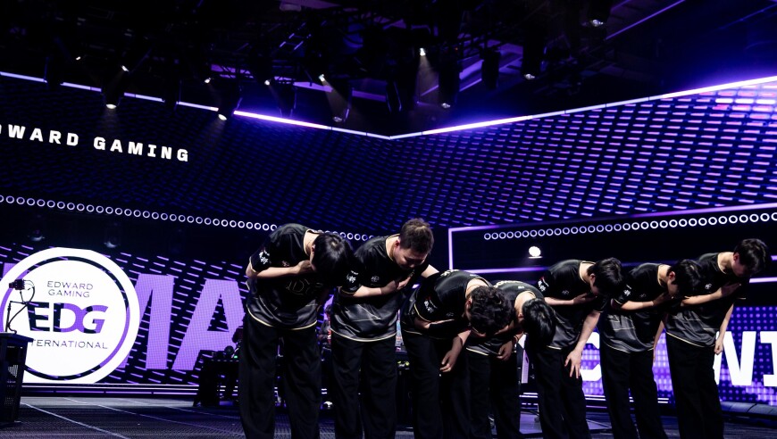 2-1战胜JDG继续前进，EDG发布赛后返图：重振旗鼓，稳步前进