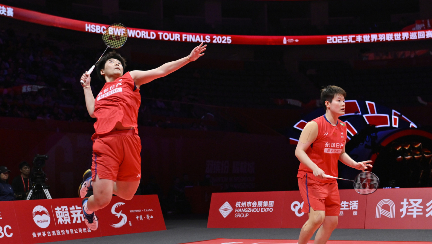 中韩女双惊天一球 110拍马拉松大战震撼全场 四人打到地老天荒