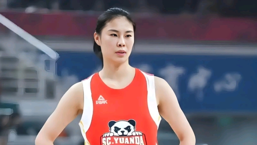 没法防！四川女篮三大核心各种连线打出24-2 首节领先山西23分
