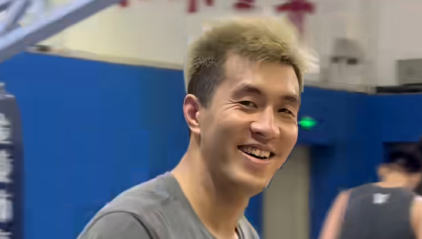 爱已成往事？郭艾伦韩德君重返辽宁体育馆打球遭抵制 郭艾伦公开回应