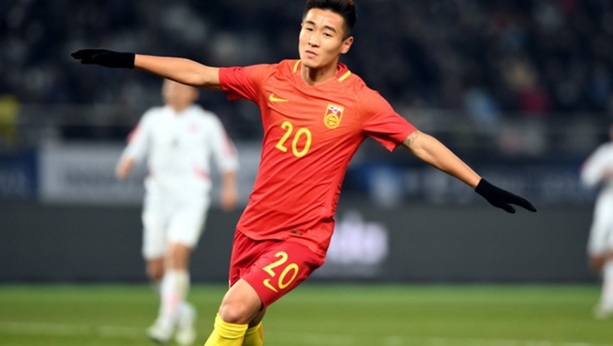 中日交锋盘点：韦世豪传射力克日本，东亚杯上演进球大战孙可绝平