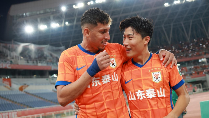 实力压制！泰山10分钟进两球，犀利反击升班马辽宁全程没碰到球