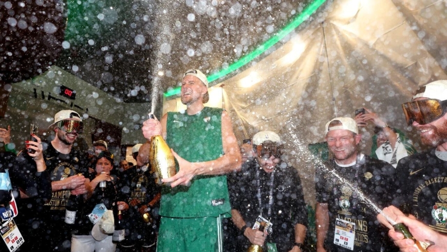 直接退赛！勇士天塌了！1换2交易成笑话