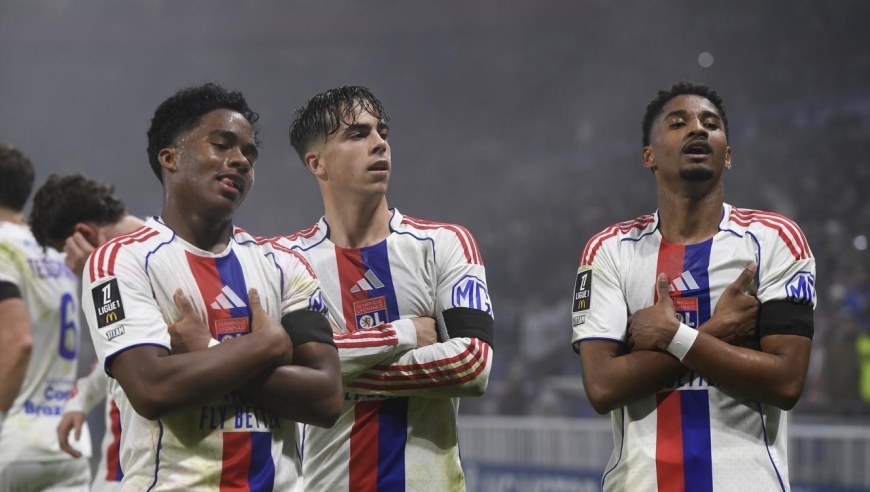 随着里昂2-1，巴黎FC2-1，法甲最新积分榜出炉