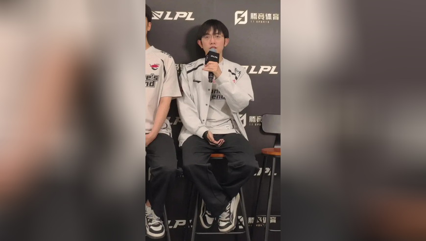 LPL最接近Faker职业态度的人是谁？网友：感觉圣枪哥可以