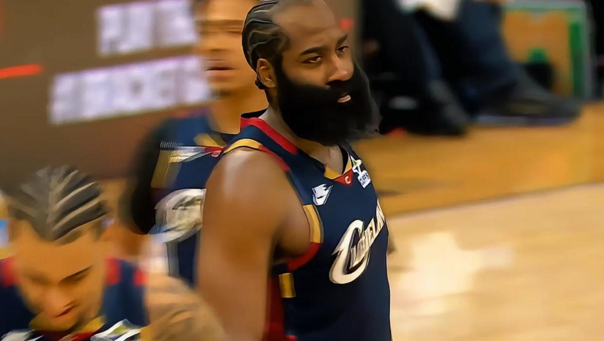 困境见英雄！骑士第二节长达四分钟一分未得 哈登造绿军犯规罚球止血