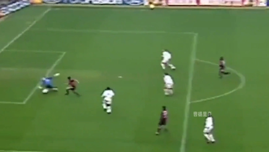 体坛记忆｜因扎吉米兰生涯十佳进球，出生在越位线上的杀手