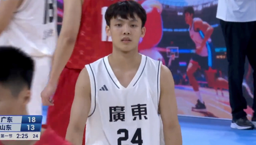 能否重返国家队？徐杰19分集锦：高难三分硬解陶汉林