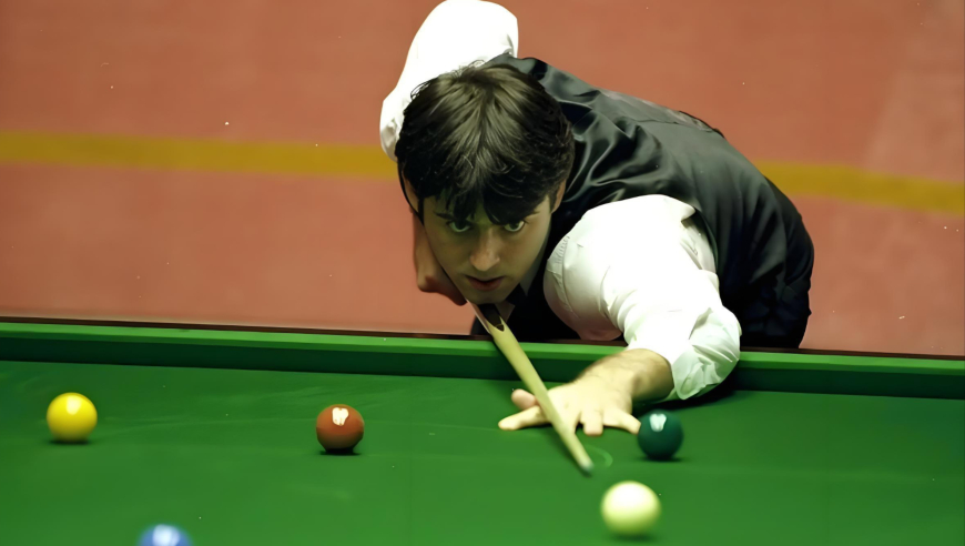 斯诺克六大高难度击球！大师们手握极致杆法，杆杆让人匪夷所思