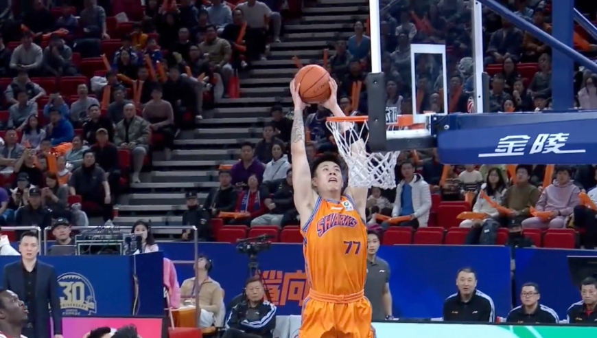 CBA第13轮官方五佳球：张镇麟空接暴扣 洛夫顿自抛自扣致敬麦迪