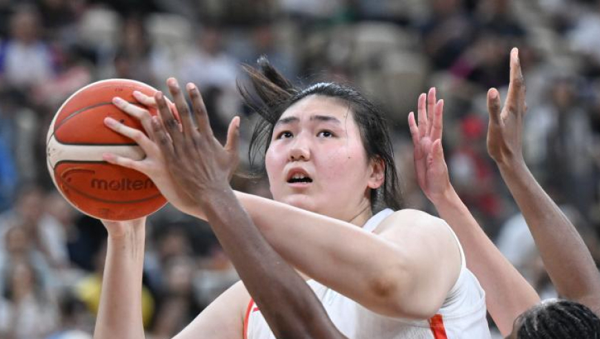 拦不住！张子宇vs新西兰12+4集锦：扛人打成2+1怒吼庆祝