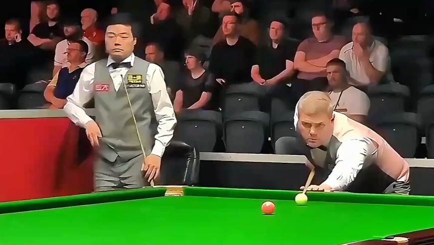 体坛记忆｜ 丁俊晖最爽打脸现场，对手超五分就吹口哨挑衅，三连鞭斯诺克逆转