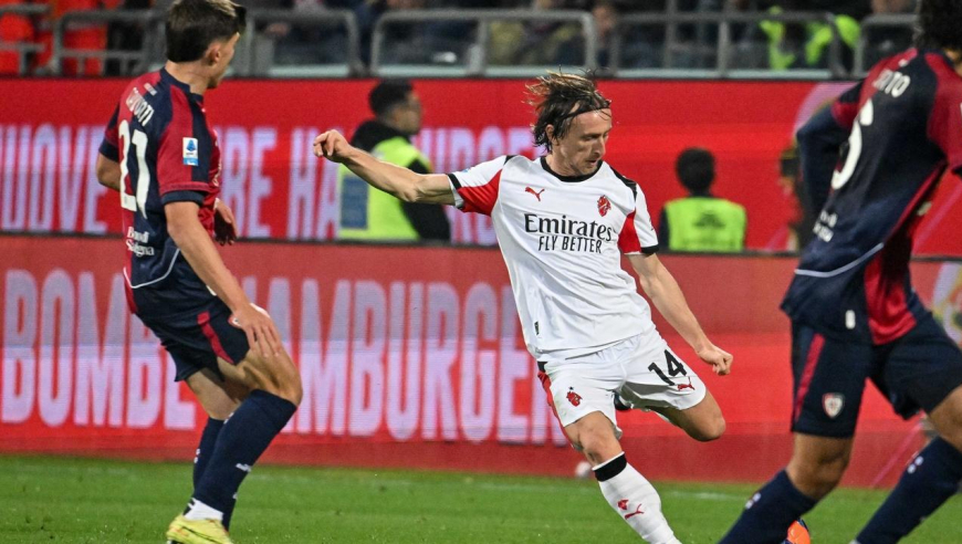 越老越妖！40岁莫德里奇米兰大腿：上帝视角连线+顶级球商隐蔽射门