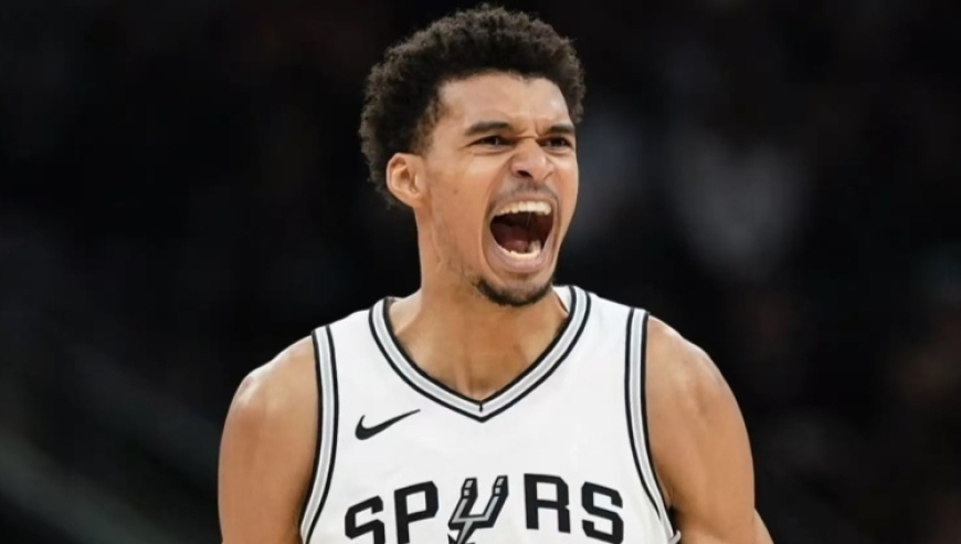 文班亚马你太狠了！NBA尘封了80年的纪录，就这样被你打破了