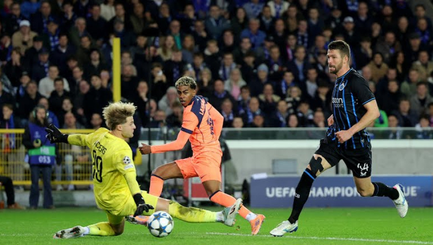 欧冠：巴萨3-3客平布鲁日 亚马尔破门+造乌龙 弗尔芒绝杀被吹