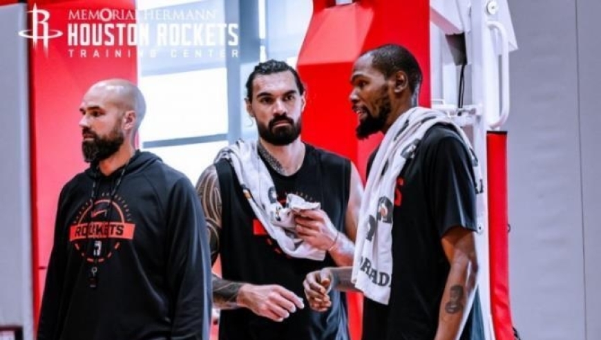 2场狂轰60+10+12！火箭队申京缺阵，杜兰特重回巅峰！交易正当时