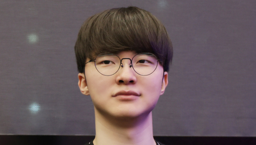 T1赢得太轻松，第一次看到faker打困了，比赛途中哈欠连连