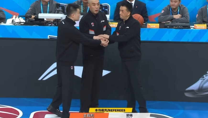 CBA巨大争议！京辽大战辽篮一回合被吹三T罚六次篮