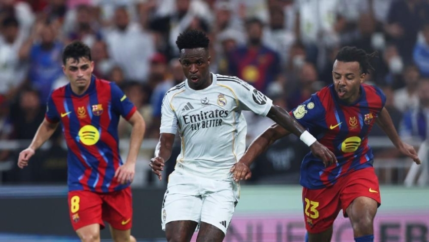 熊皇天秀进球难救主，莱万比肩梅西拉神双响，巴萨3-2复仇皇马